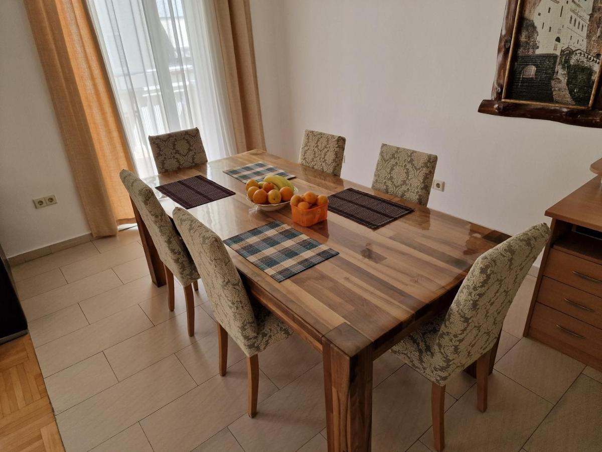 Aquadoria Grand Lägenhet Budva